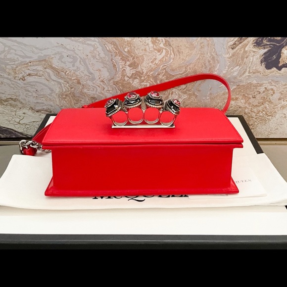 Alexander McQueen Knuckle Red Jewel Embellished Leather Cross Body Bag - Picture 7 of 15